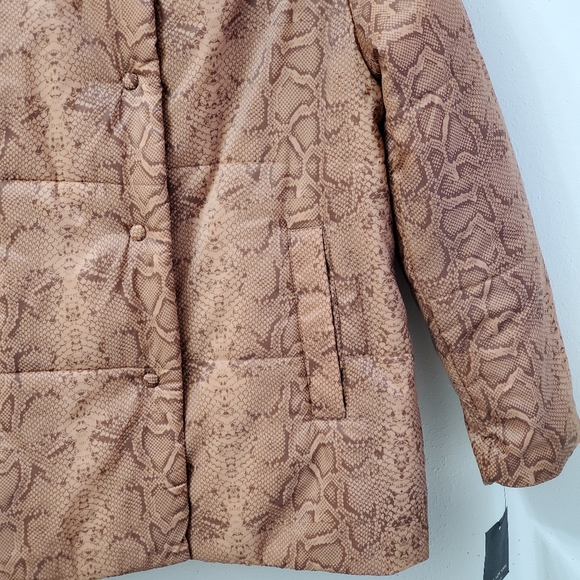 NWT Marc Fisher Caramel Python Puffer Size Medium - Picture 7 of 7